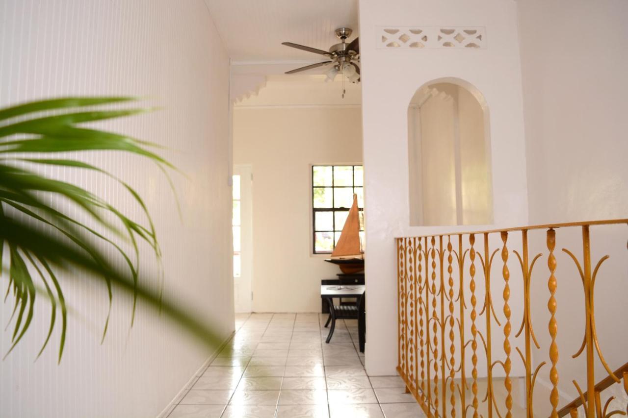 Church Street Guest House ซูฟริแยร์ ภายนอก รูปภาพ